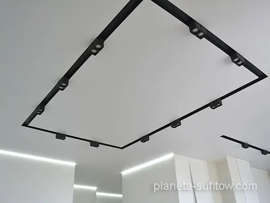 LED podświetlenie sufitu napinanego