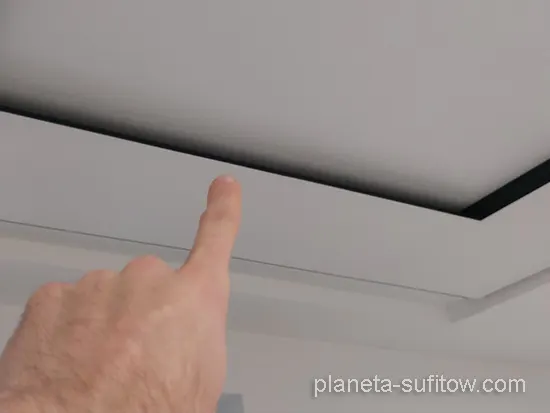 półka dla LED taśmy w suficie